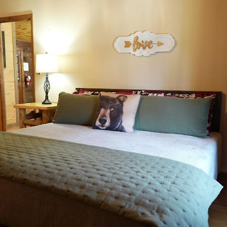 Love Shack Сев'єрвілл Екстер'єр фото
